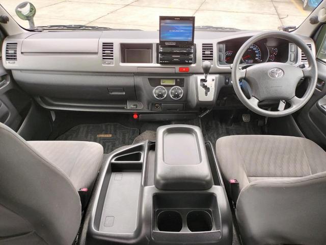 0709151A30260227W00205.jpg