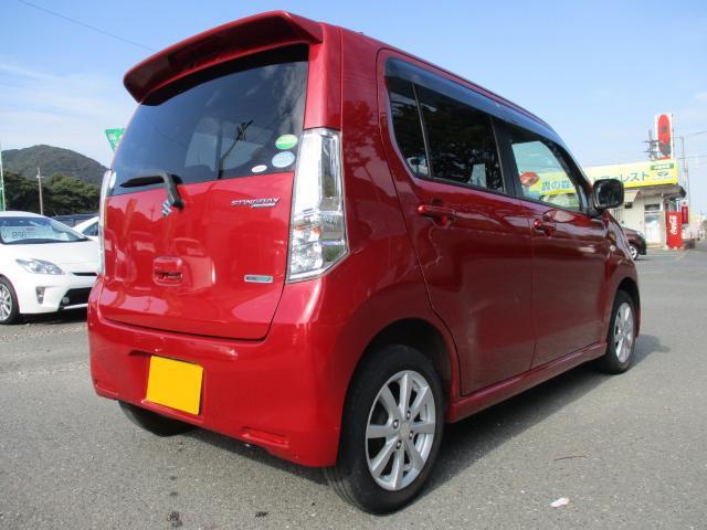 12836204_carP_l_3.jpg