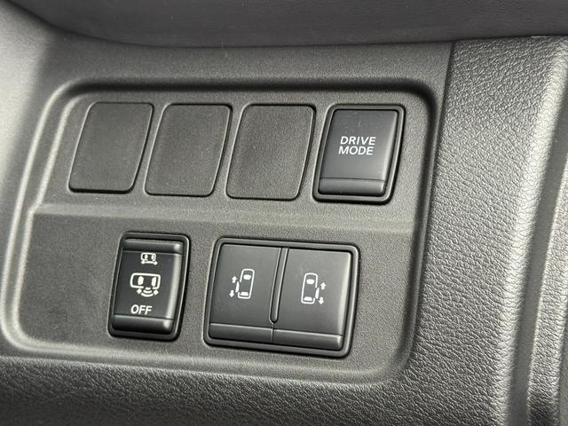 1100001A30250624W00111.jpg