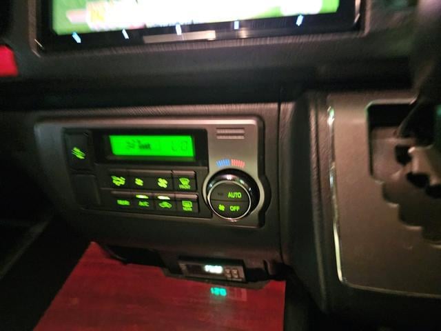 0203568A30250918W00105.jpg