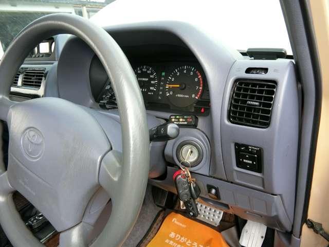 12817122_carP_l_20.jpg