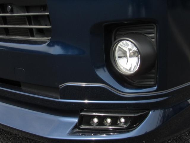 0505254A30250417W00115.jpg
