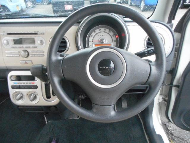 0403903A30250908W00109.jpg