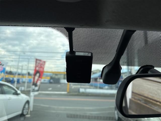0501637A30250929W00119.jpg