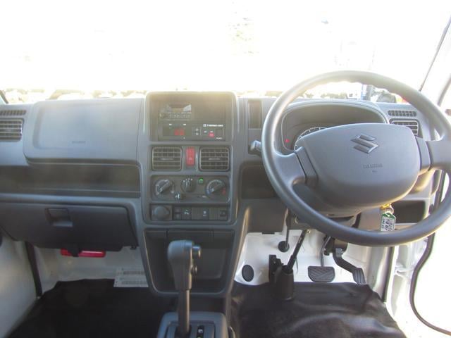 0510272A30250803W00114.jpg