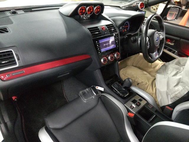 22151300_carP_l_15.jpg