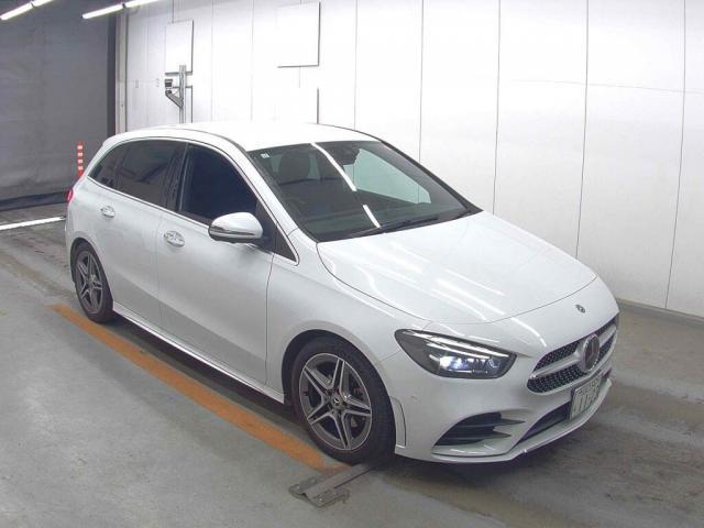22828063_carP_l_1.jpg