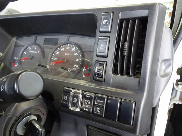 e24fef633e552a9d1c26440fc34c5d11.jpg