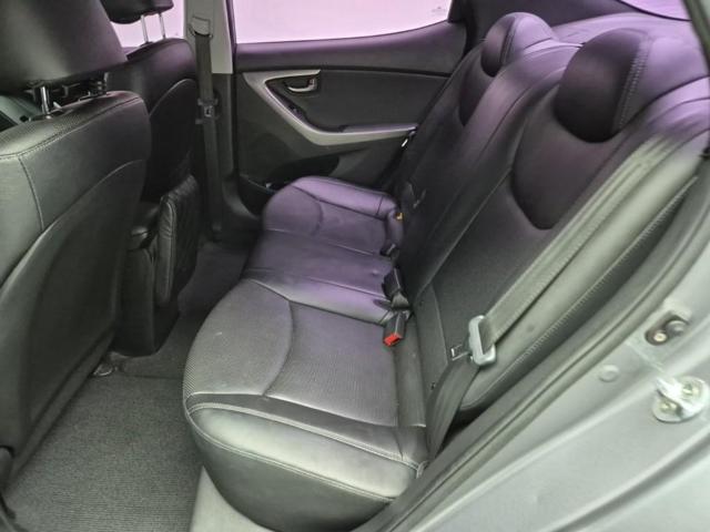 5101502208R12.jpg