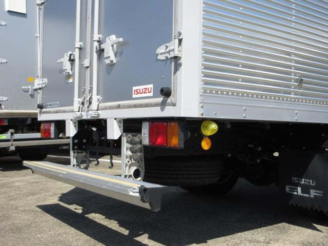 accdced68efb3a9195bef711e8172980.jpg