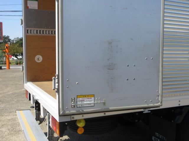 e594a174071703fe199bb5feb52dfe16.jpg