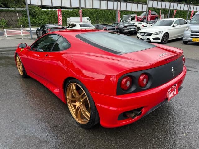 9800307A30250923W00112.jpg