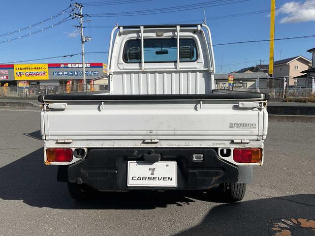 0903935A30251122W00105.jpg