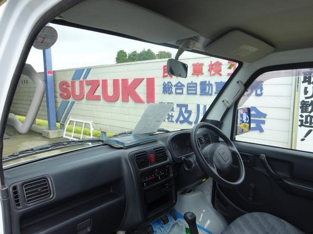 0900002A30250911W00418.jpg