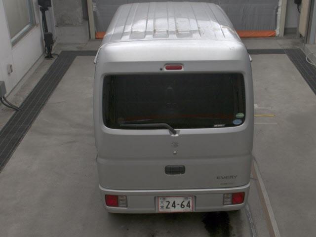 36a79ec1cf5ab36e261e97de539343ec.jpg