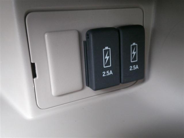 0207175A30260305W00115.jpg