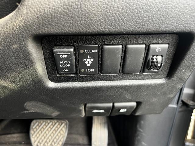 0540896A30250505W00119.jpg