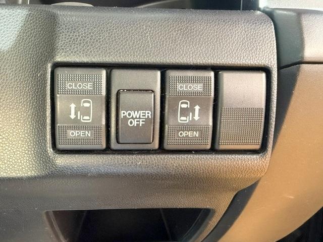 0560069A20260326W01601.jpg