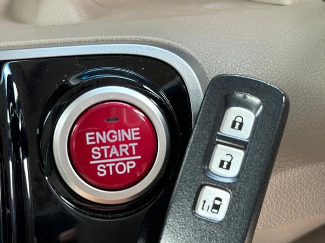 0700435A30240930W00203.jpg