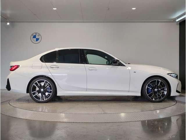 21935543_carP_l_2.jpg