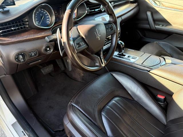 0630007A30251212W00118.jpg