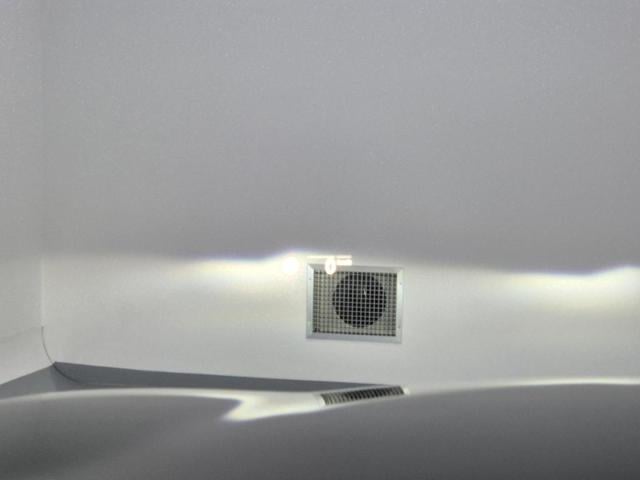 4081502217R15.jpg
