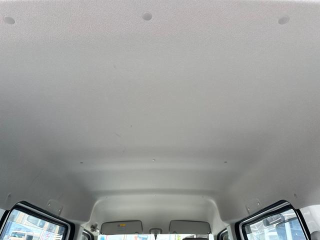 0550733A30250531W00115.jpg