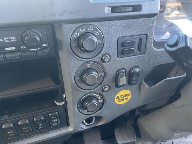 86810_36.jpg
