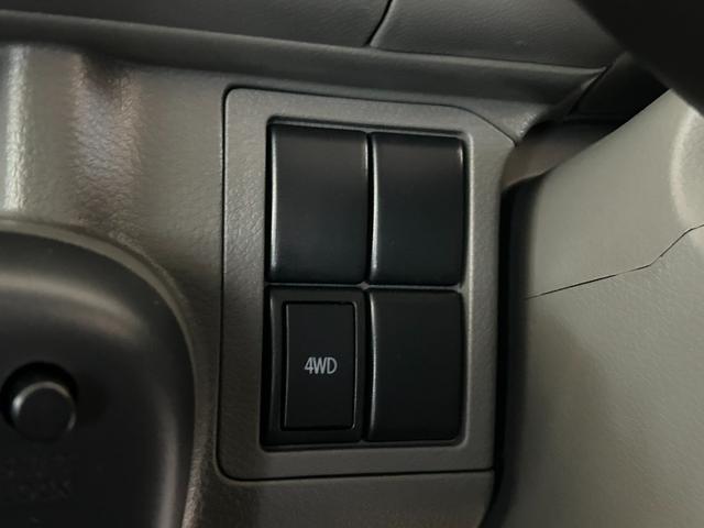 1150038A30250404W00112.jpg