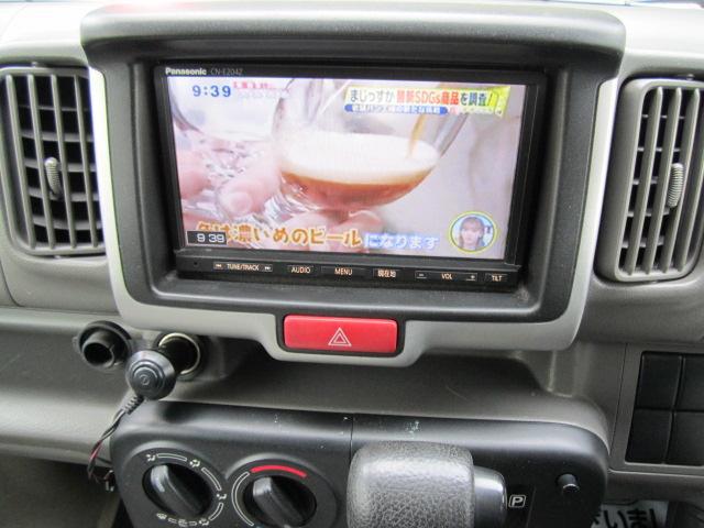 0201164A30250608W00106.jpg