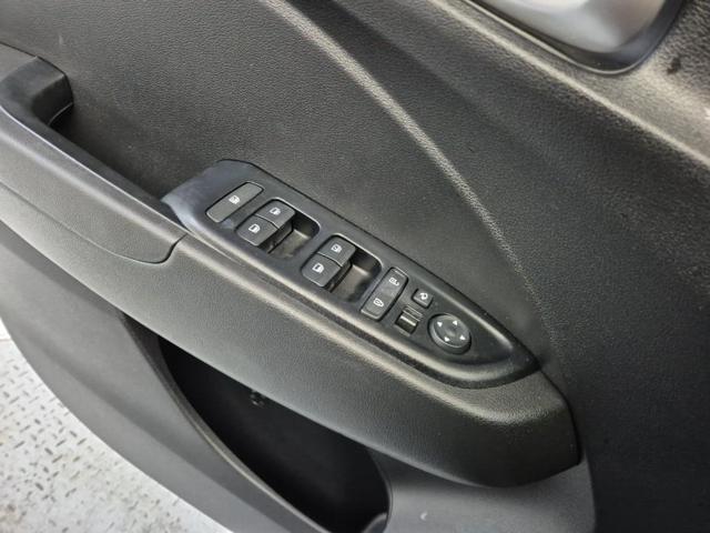 5121501582R17.jpg