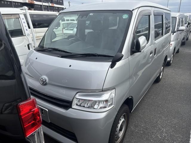 22582062_carP_l_1.jpg