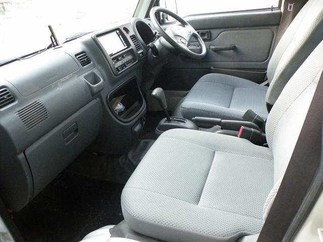 1001999A30250520W00604.jpg