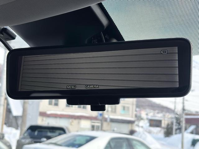 0302083A30260129W00118.jpg