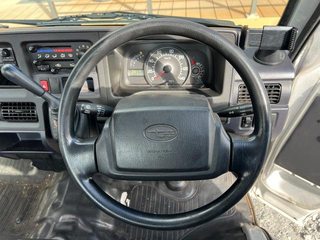 0805194A30260110W00215.jpg
