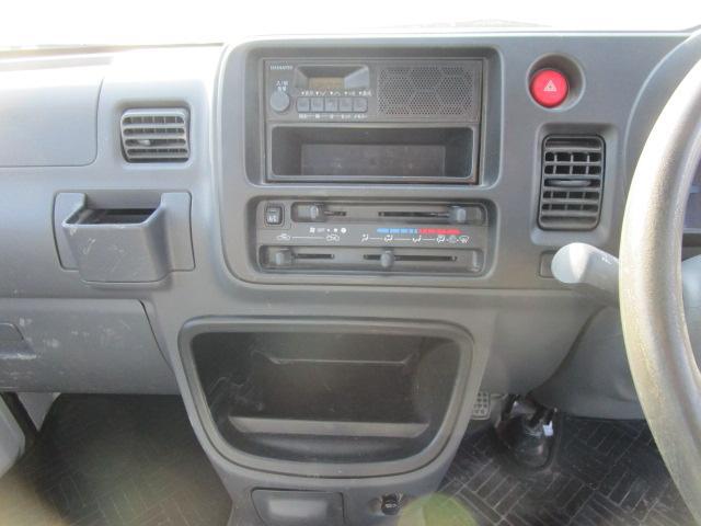 0800435A30250309W00302.jpg