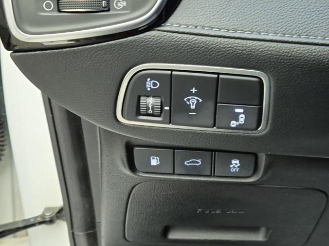 6011002674R18.jpg