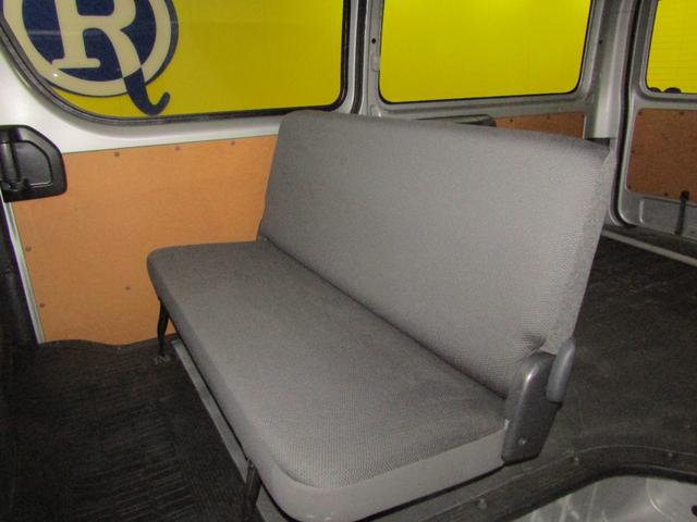0530123A30260218W01014.jpg