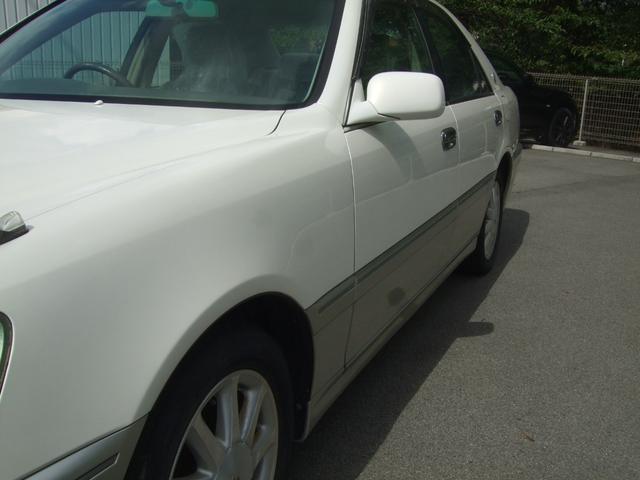 0704034A30250911W00107.jpg