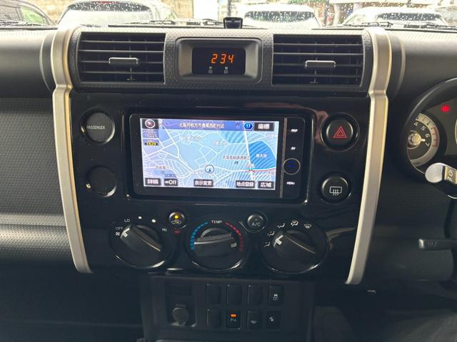 0708655A30251218W00511.jpg