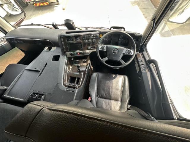 0db58dd4b4a363d0985f1d8cde81aa3e.jpg