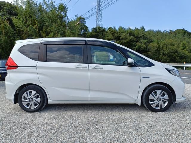 0803299A30240929W00103.jpg