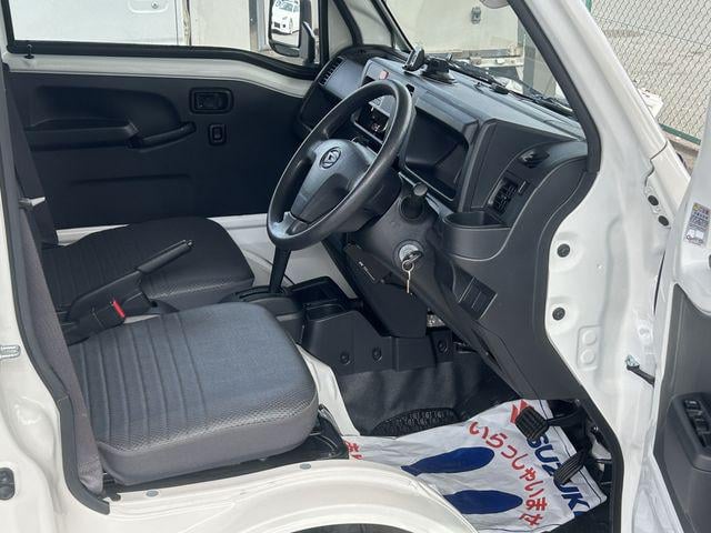 00ee98cf210f4fb350cc32e6886e039e.jpg