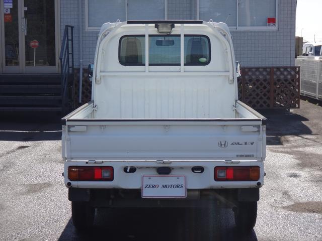 0509025A30260309W00112.jpg