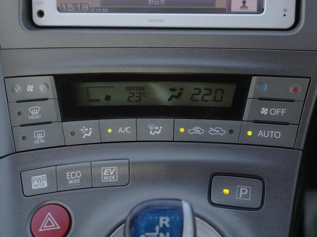 0509625A30251008W00217.jpg