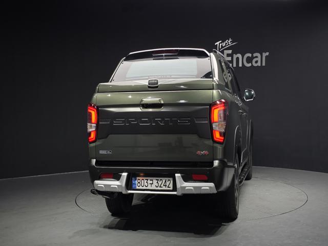 fca02df54877d7b281927a7cab381d71.jpeg