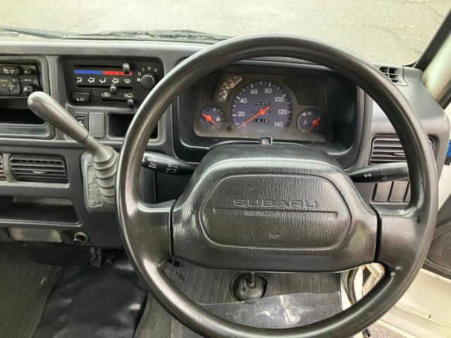 0903914A20251210W01011.jpg