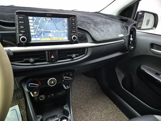 6011000163R10.jpg