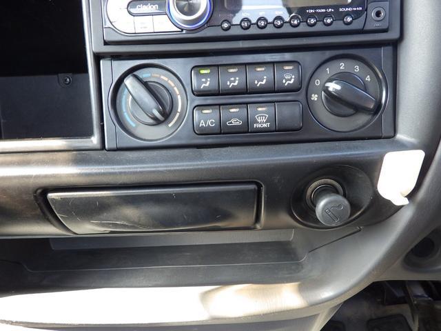 0704331A30260203W00110.jpg