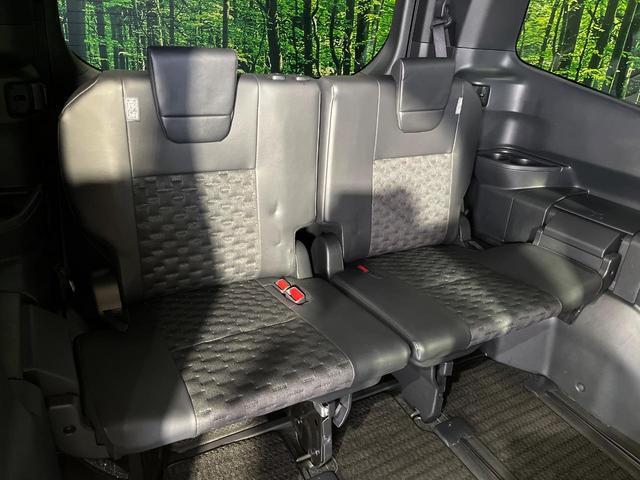 22224373_carP_l_2.jpg